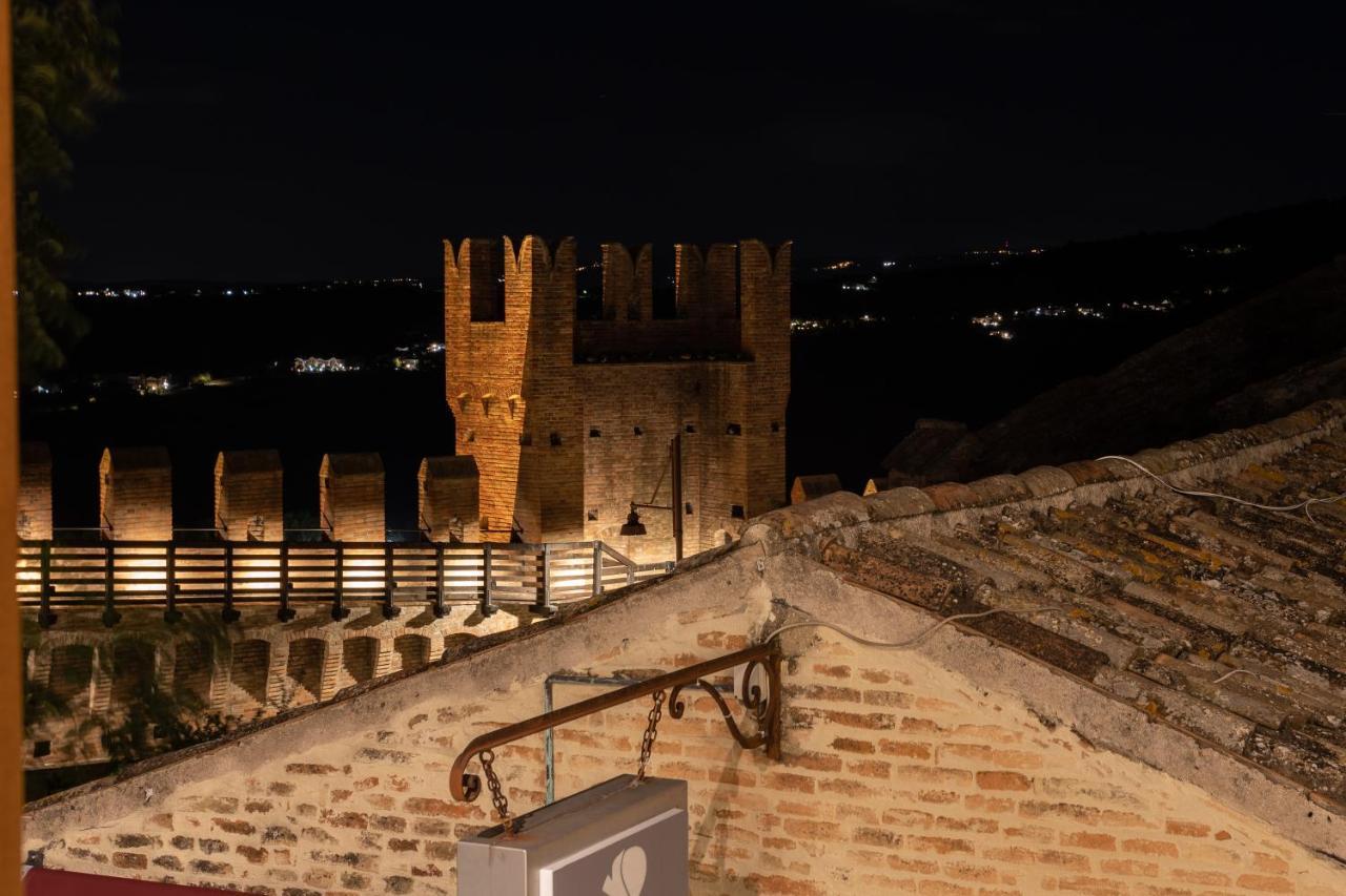 Civiconove Affittacamere Gradara Extérieur photo